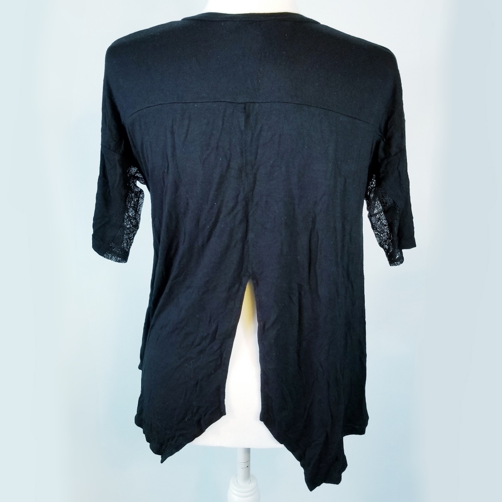 BCBGeneration | Split Back Shirt - Picture 2 of 7